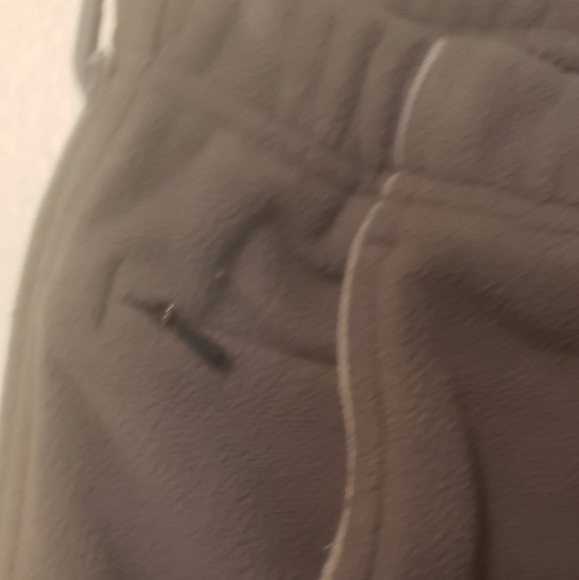 Columbia fleece pants, gray, drawstring, e pockets, belt loops Medium - Picture 6 of 8
